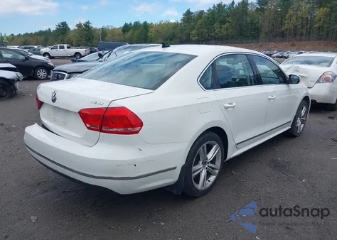 2015 Volkswagen Passat 1.8T Se из США, поврежденный, VIN 1VWBT7A38FC062252